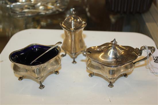 Silver 3 piece cruet 1901